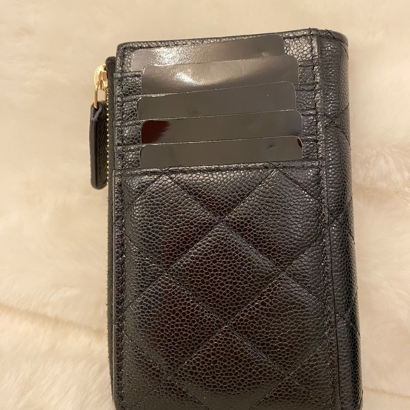 Authentic Chanel compact wallet or card holder - Picture 4 of 7